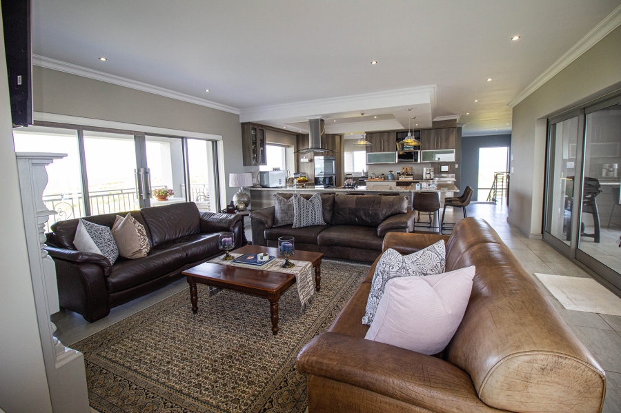 6 Bedroom Property for Sale in Kleinbaai Western Cape